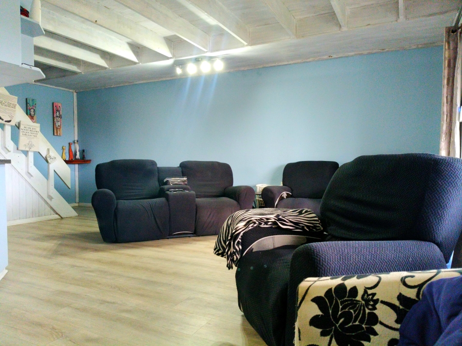 4 Bedroom Property for Sale in Aston Bay Eastern Cape